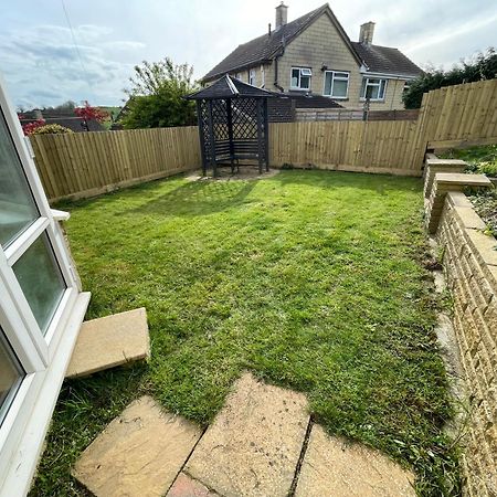 Stylish Home In Bath With Driveway Parking, 10Min From City Экстерьер фото